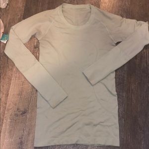 Lululemon long sleeve
